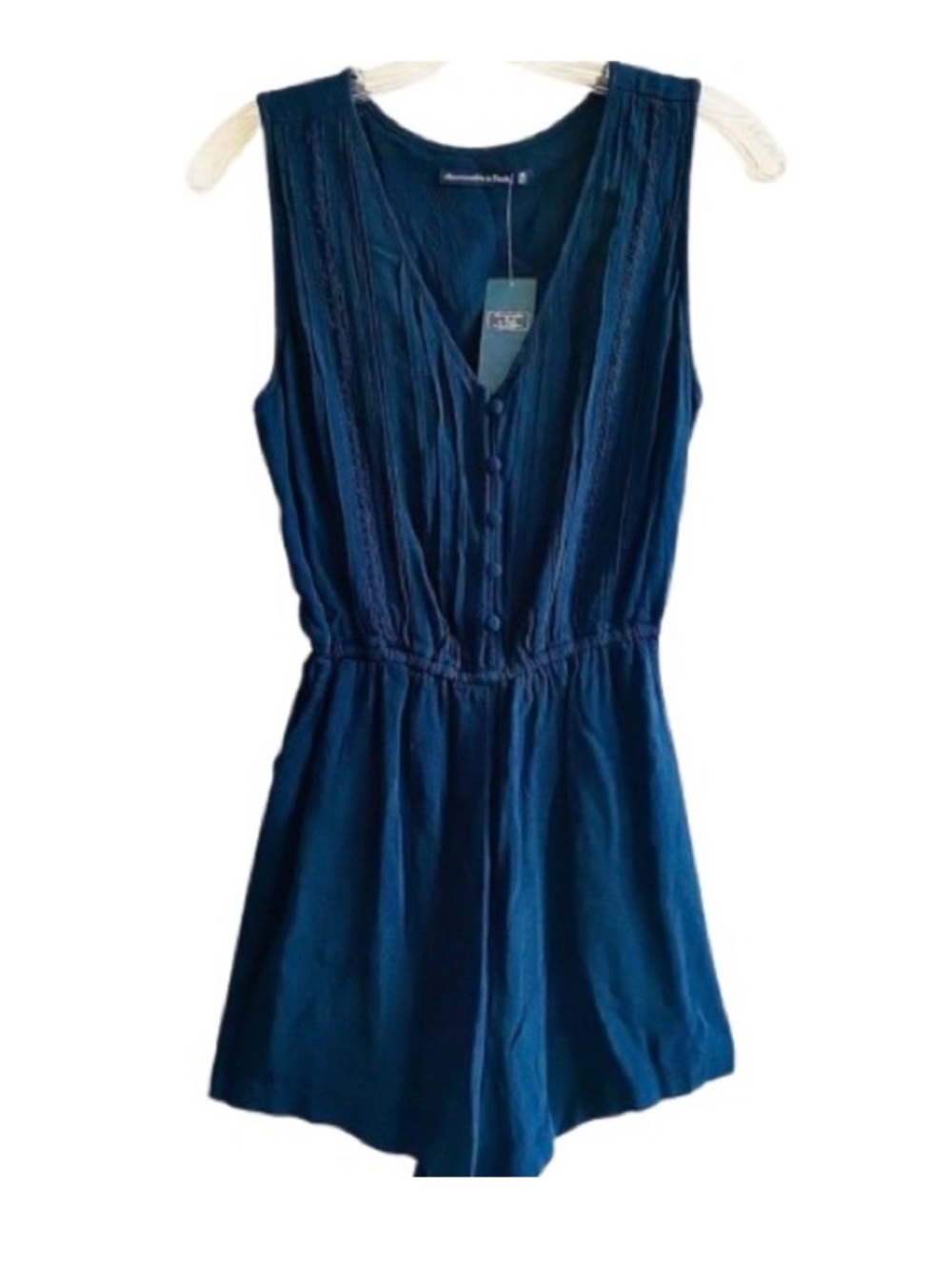 🆕- Abercrombie & Fitch Navy Button Front Pleated Romper. Size: medium petite